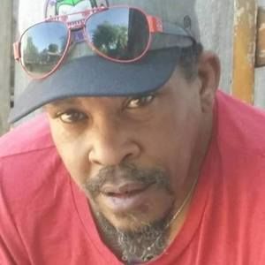 Meet your Posher, Larry